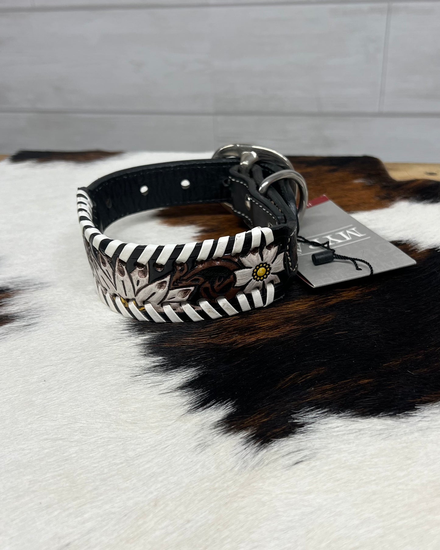 Daisy Dog Collar