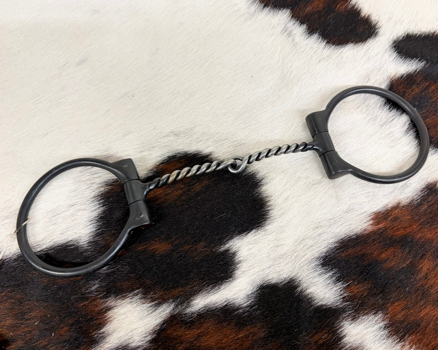 Black Twisted Wire D-Ring Bit