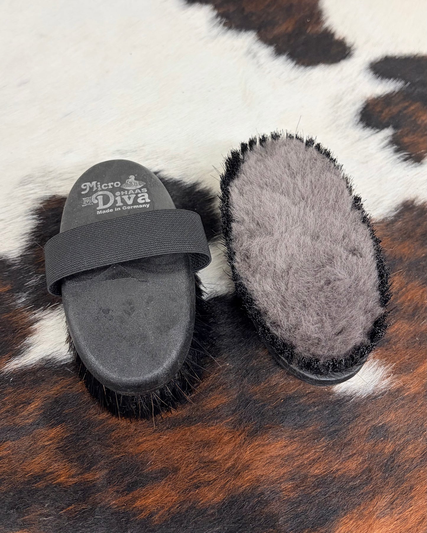 Haas Micro Diamond Diva Brush