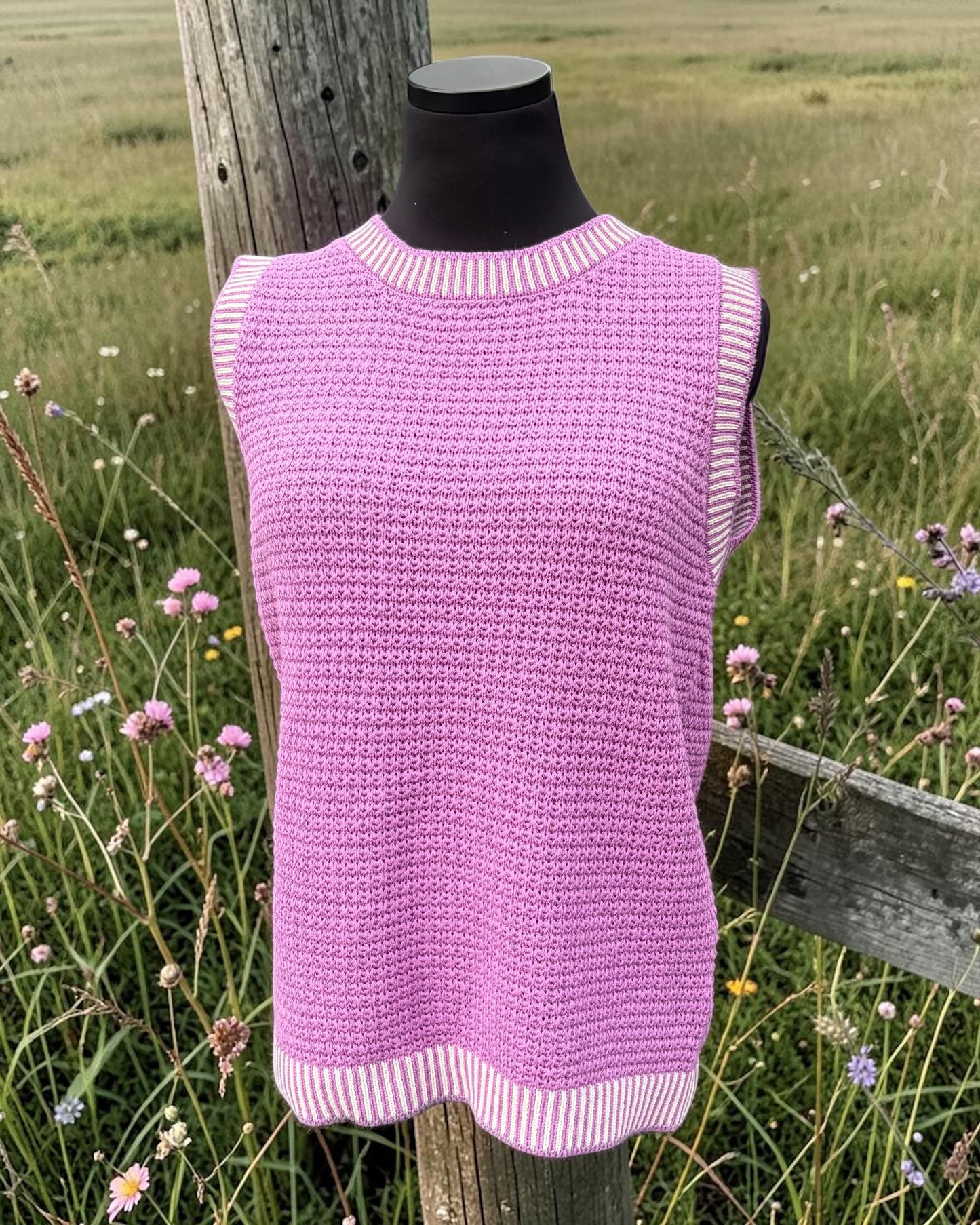 Buck Stitch Orchid Tank