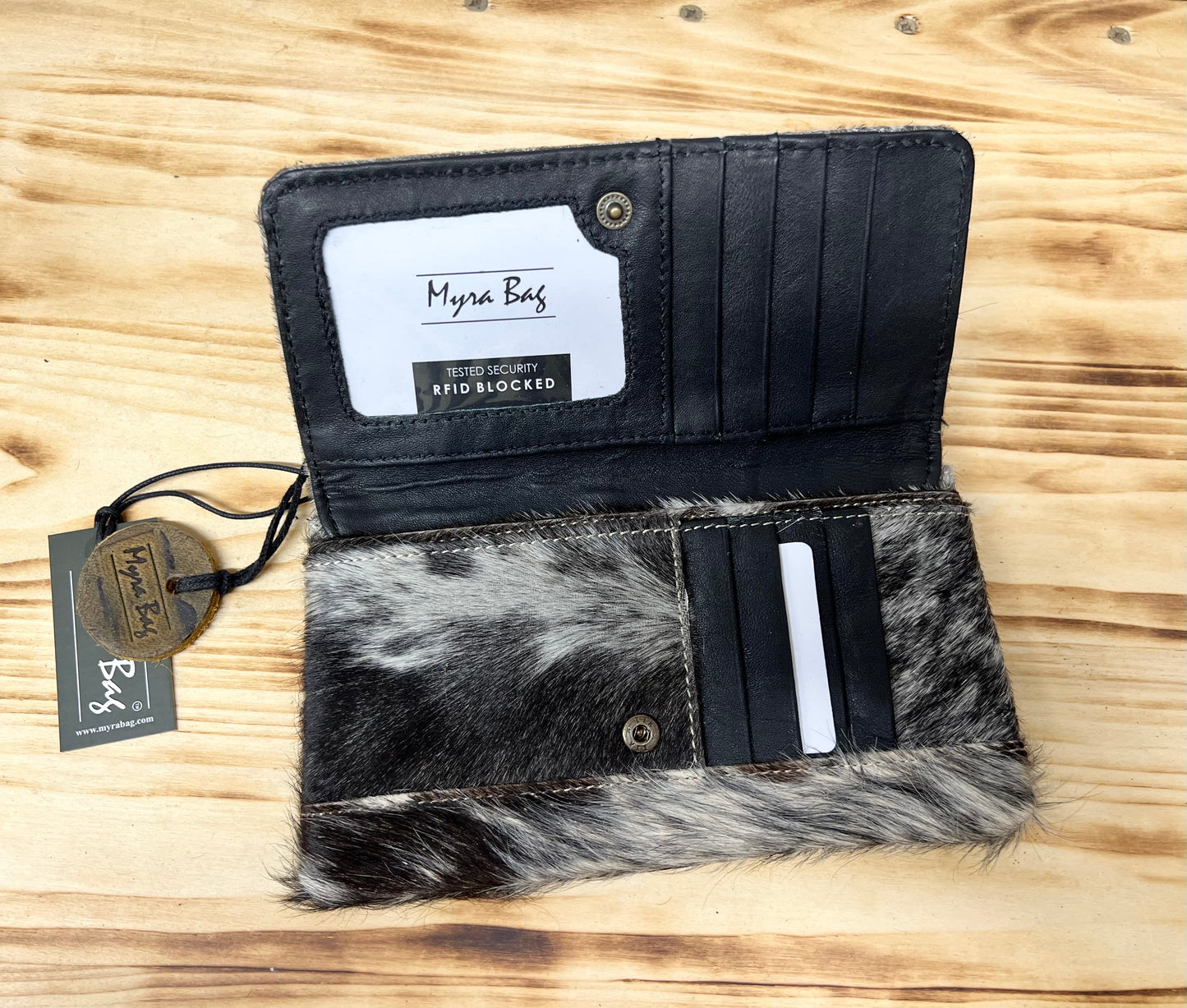 The Dave Wallet