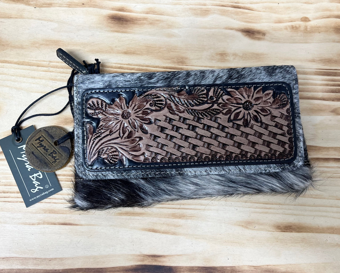 The Dave Wallet