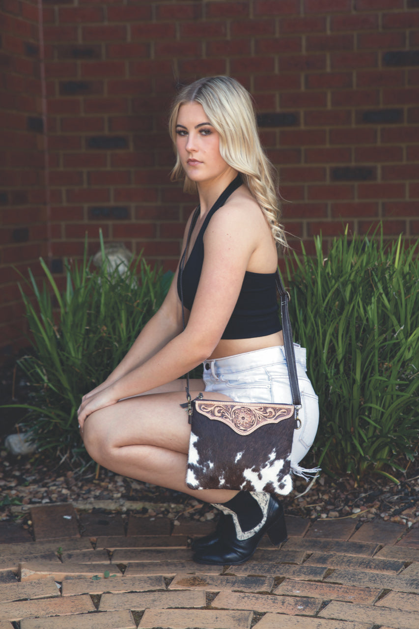 Dodge City Cowhide Bag - Brown