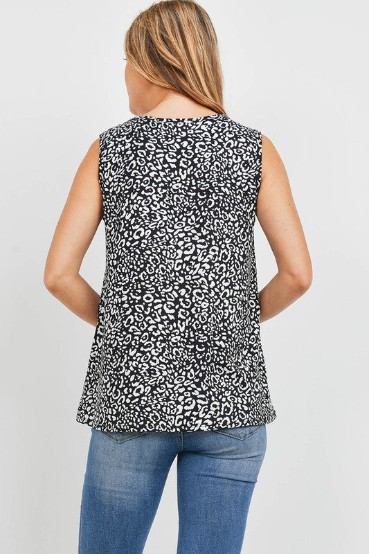 Black Leopard Keyhole Tank