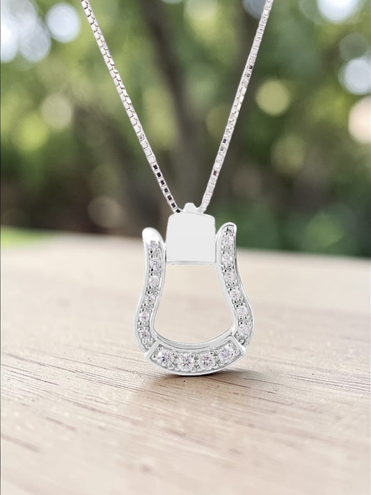 Kelly Herd Oxbow Stirrup Necklace