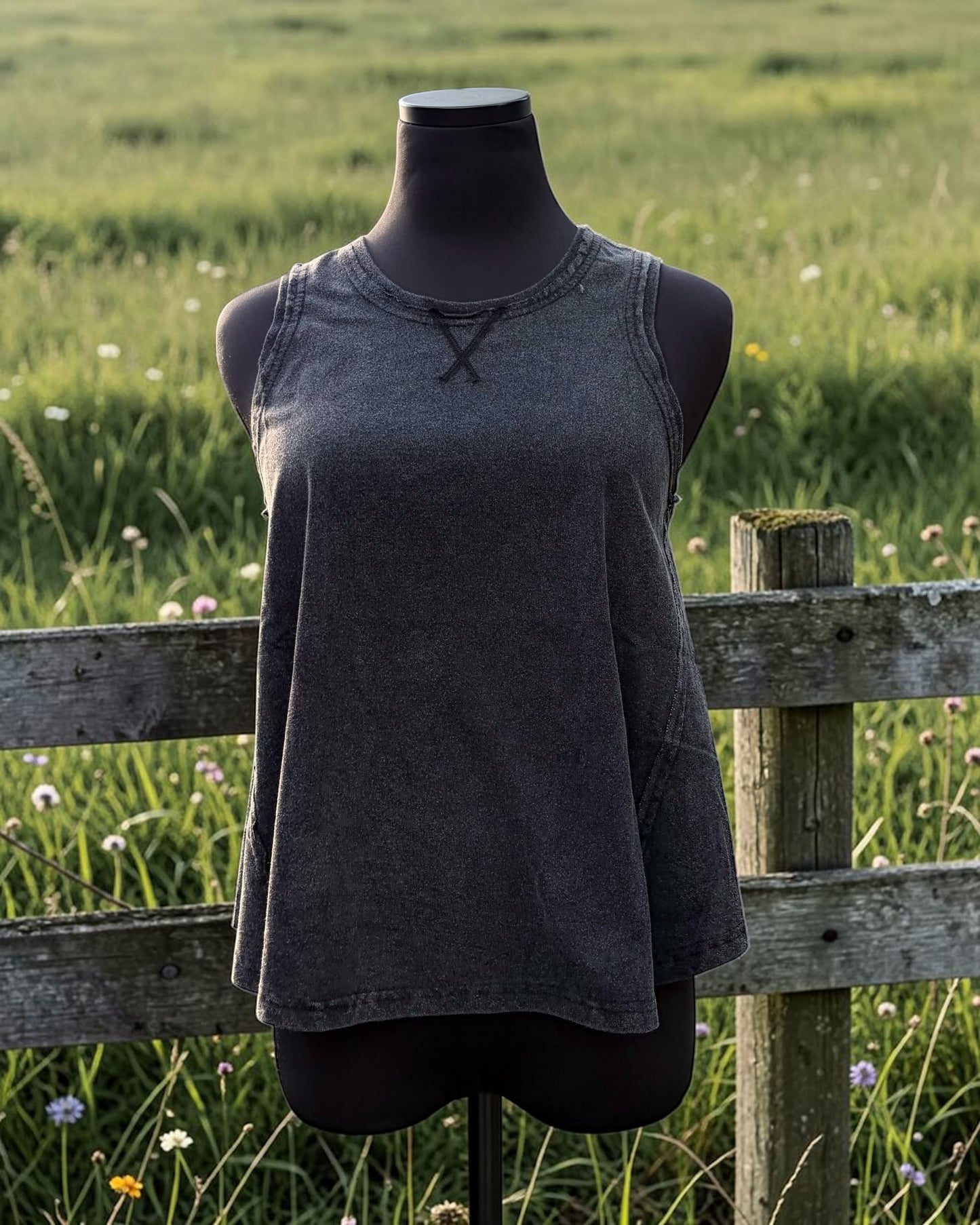 Raw Edge Vintage Wash Tank - Black