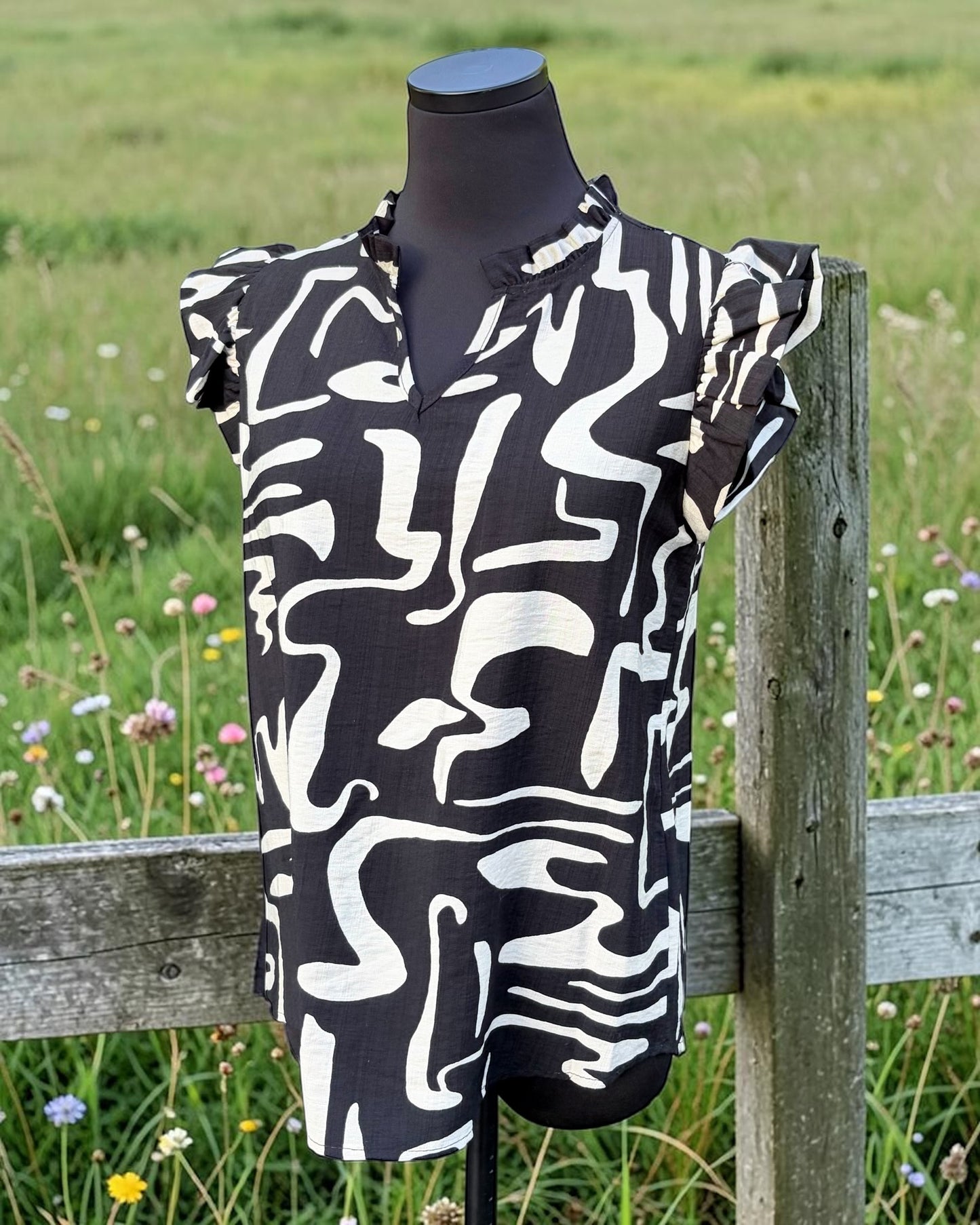 The Rhett Top