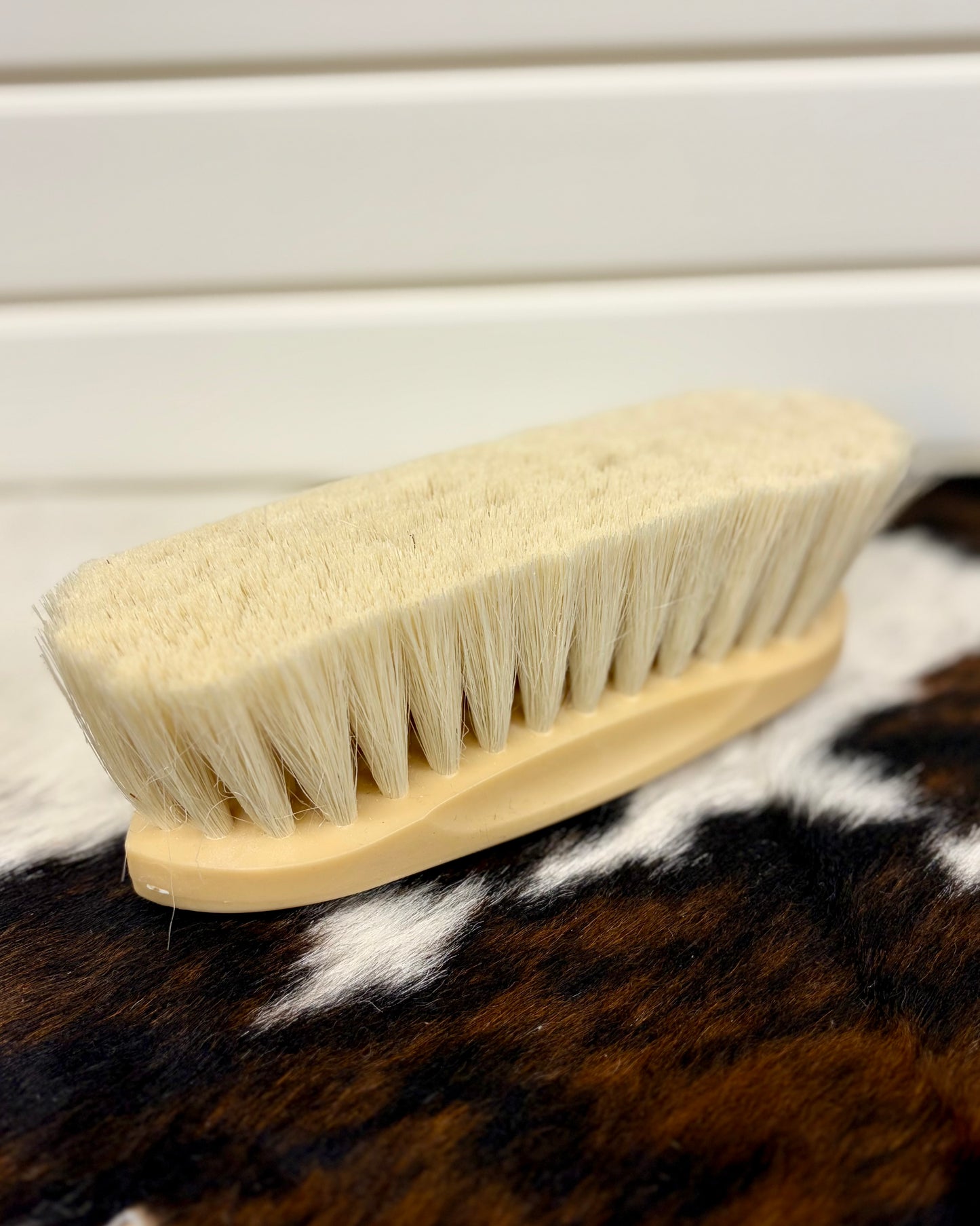 Decker Showman Brush