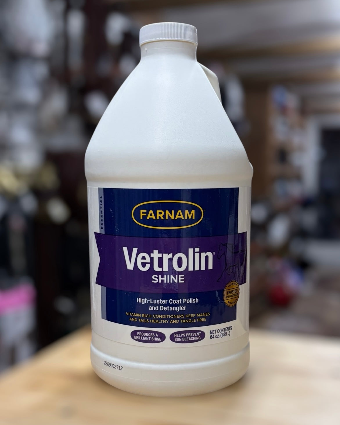 Vetrolin Shine Spray - 64 Ounces